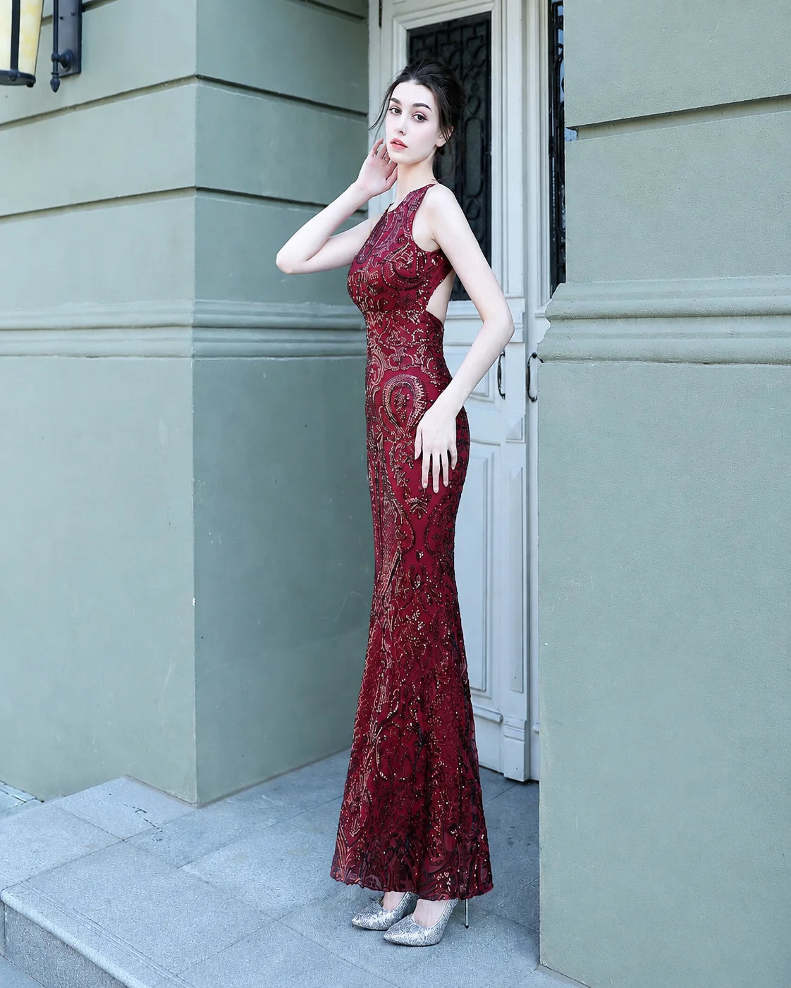Art Deco Sequin Mermaid Evening Gown - Round Neck | Oyese