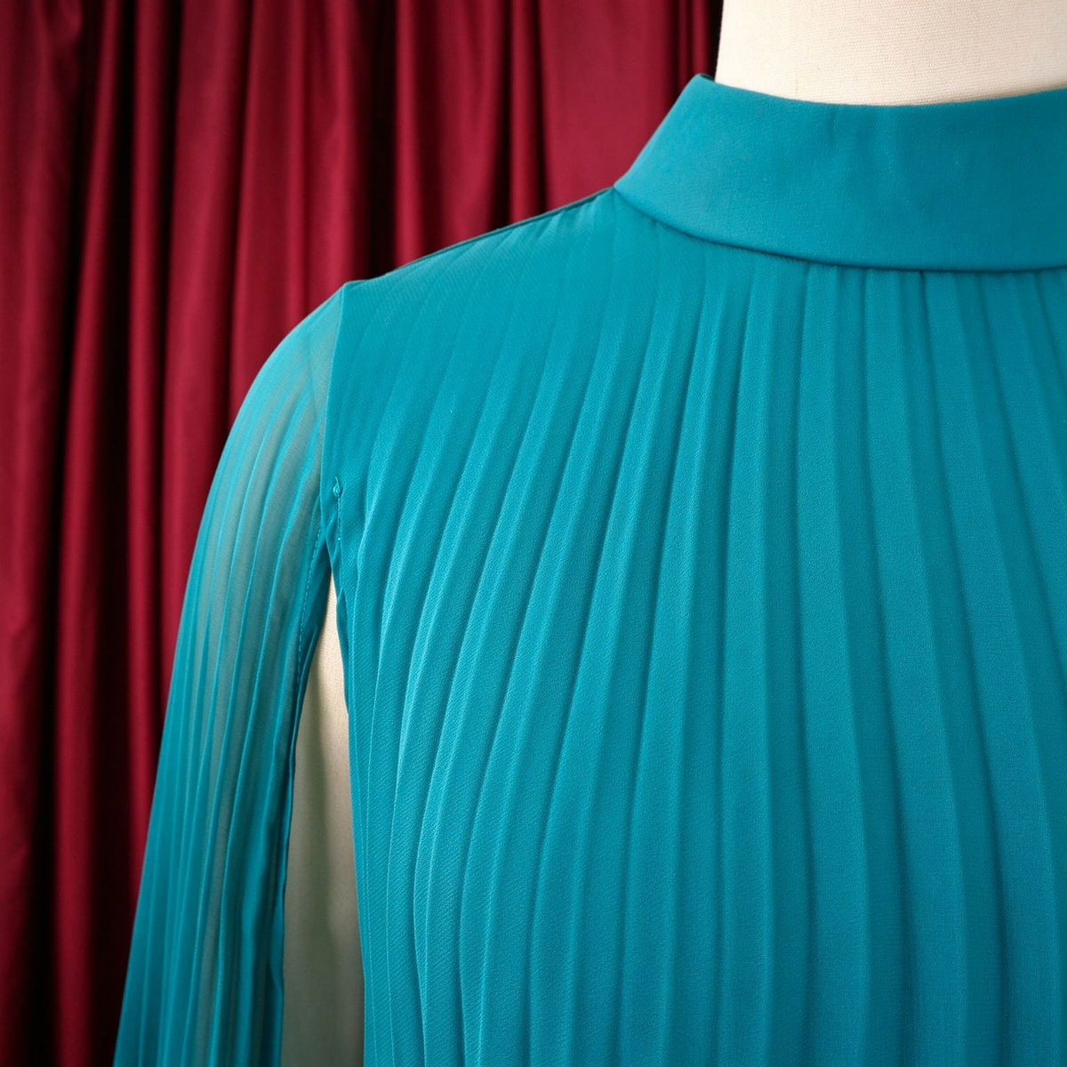 Mock Neck Pleated Chiffon Cape Shift Dress | Oyese