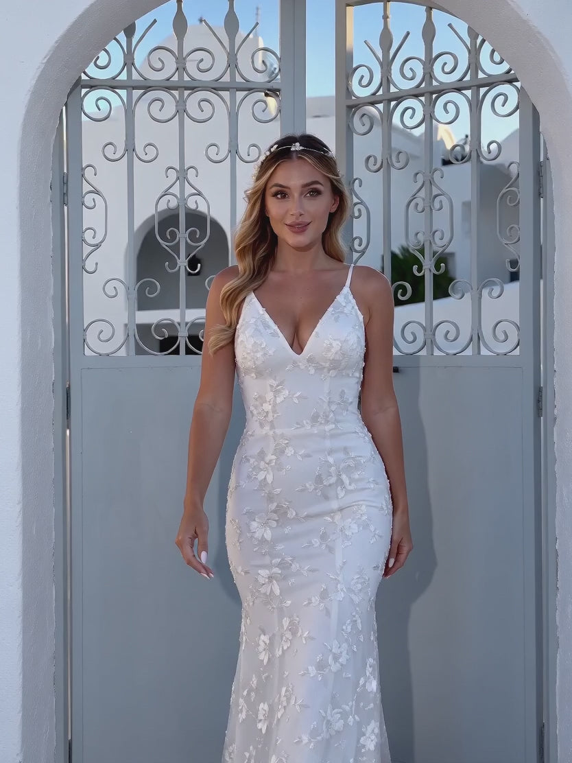 V-Neck Lace Appliqué Mermaid Gown – Spaghetti Strap Bridal Formal Dress | Oyese